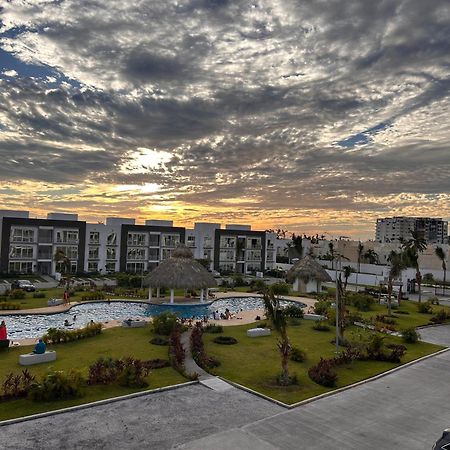 Hermoso Apartamento Con Club De Playa Akapulko Dış mekan fotoğraf